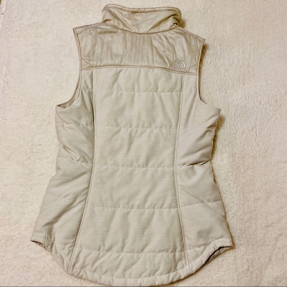 The North Face cream vest. Worn once. - Picture 2 of 3
